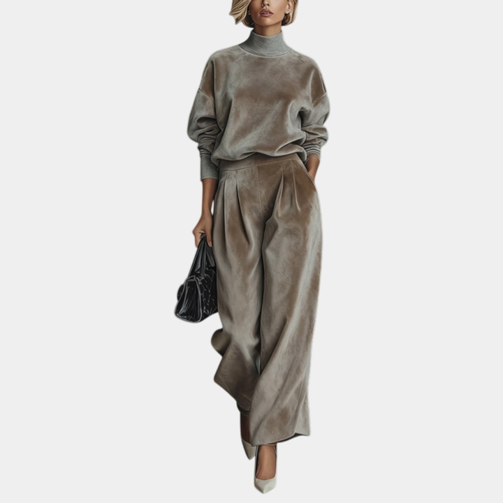 Aurélie  - Casual velours set met hoge kraag voor dames