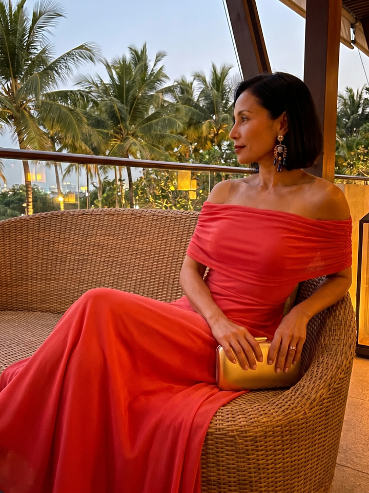 Juni - Off Shoulder Draped Midi Dress