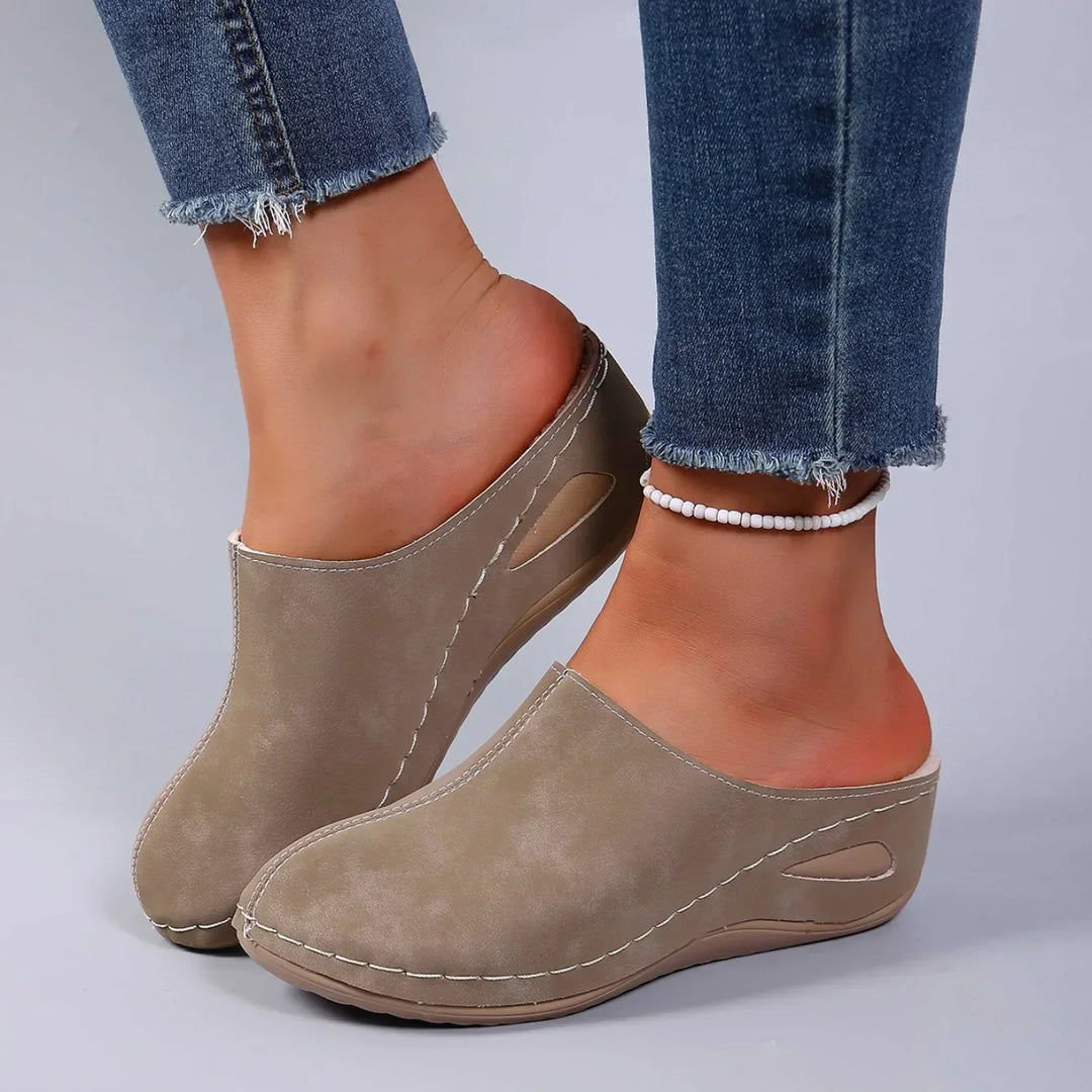Orthopedische Pantoffels - Dagelijks Comfort en Tijdloze Huisstijl